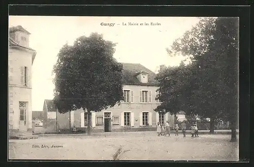 AK Gurgy, La Mairie et les Ecoles