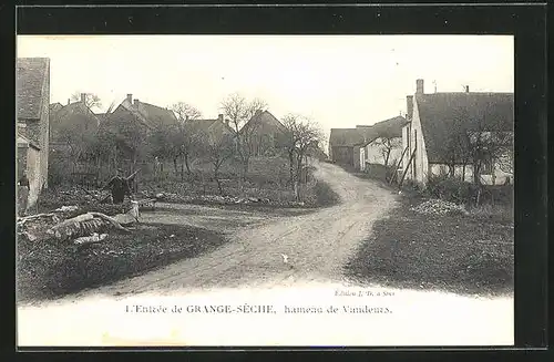 AK Grange-Seche, L`Entree, Strasse durch das Dorf