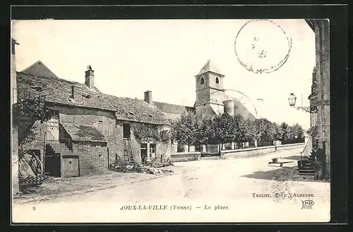 AK Joux-la-Ville, La Place, Strasse an der Kirche