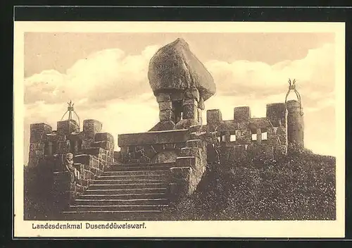 AK Meldorf, am Landesdenkmal Dusenddüwelswarf