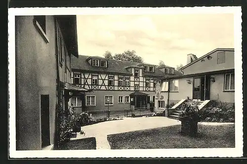 AK Emmershausen im Taunus, im Hof des Schulungs- und Erholungsheims Emmershäuser Mühle