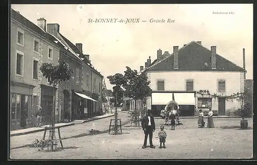 AK St-Bonnet-de-Joux, Grande Rue, Gens et petit Boutiques