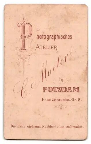 Fotografie C. Maeter, Potsdam, Französische Str. 8, Portrait Garde Soldat in Uniform mit Handschuh