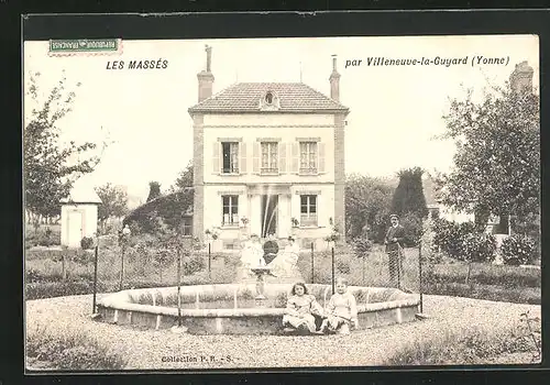 AK Villeneuve-la-Guyard, Villa Les Massès