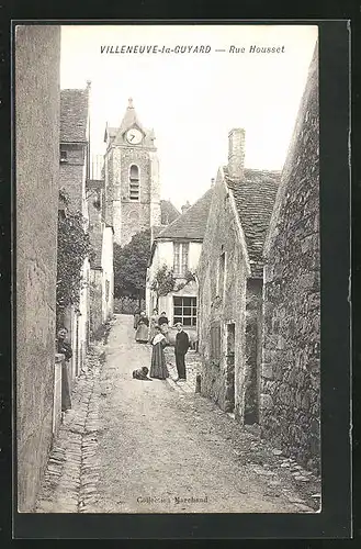 AK Villeneuve la Guyard, Rue Housset