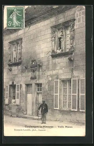 AK Coulanges-la-Vineuse, Vieille Maison