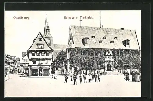 AK Quedlinburg, Rathaus und Marktplatz