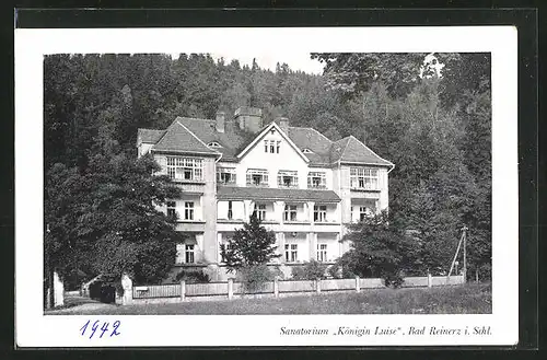 AK Bad Reinerz, Hotel Sanatorium Königin Luise