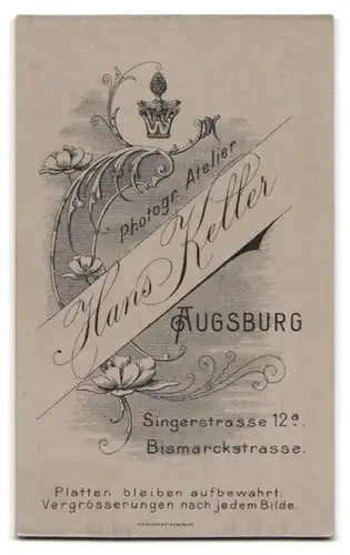 Fotografie Atelier H. Keller, Augsburg, Singerstr. 12, junger Soldat in Uniform mit Säbel und Portepee, Krätzchen