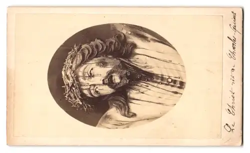 Fotografie unbekannter Fotograf und Ort, vorders. Schlacht um Sedan 1870 /7, rücks. Christusbildnis