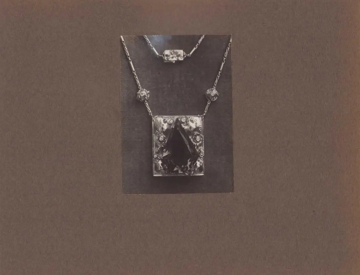 Fotoalbum mit 28 Fotografien Goldschmied Handarbeiten, Art Deco Ringe, Bauhaus Designe, Edelsteine 6