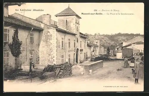 AK Moncel-sur-Seille, La Place et la Gendarmerie