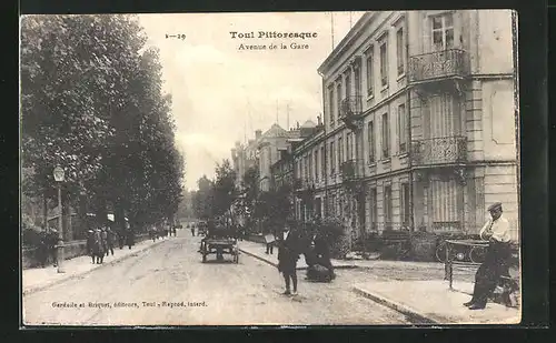 AK Toul-Pittoresque, Avenue de la Gare