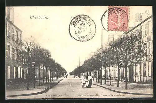 AK Cherbourg, Blick in eine Strasse