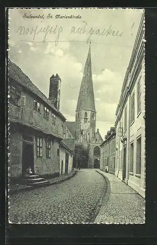 AK Salzwedel, Lorenzstrasse an der St. Marienkirche