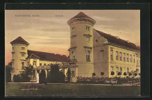 AK Rheinsberg / Mark, Schloss in der Abendsonne