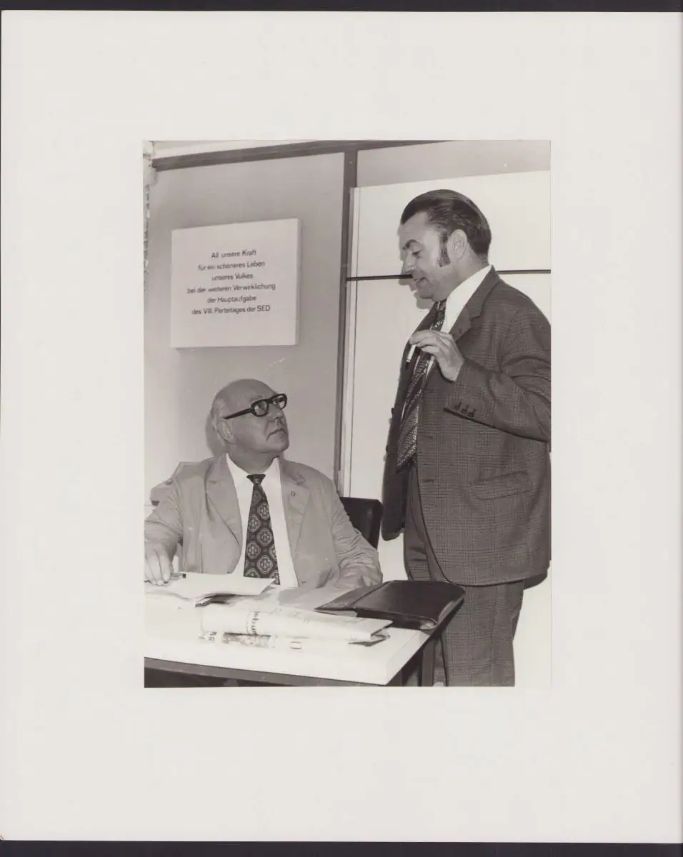 Fotoalbum 20 Fotografien VEB Mansfeld-Kombinat  Wilhelm Pieck  1974, Funktionäre, Abteilung Leipzig, DDR 7