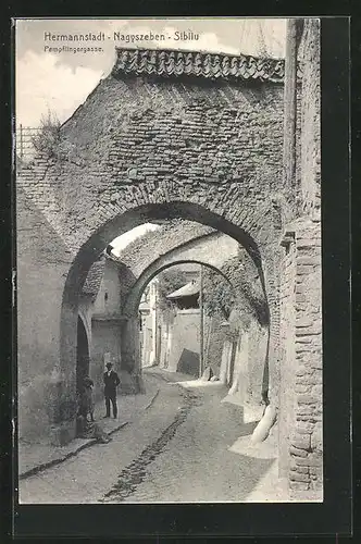 AK Hermannstadt, Blick entlang der Strasse Pempflingergasse