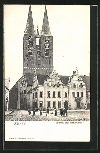 AK Stendal, Rathaus mit Marienkirche und Kindern