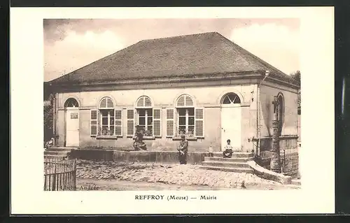 AK Reffroy, Mairie, Rathaus im Sonnenschein