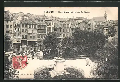 AK Verdun, Place Chevert et vue sur la Meuse