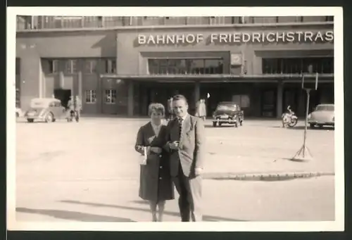 Fotografie Fotograf unbekannt, Ansicht Berlin, Bahnhof Friedrichstrasse