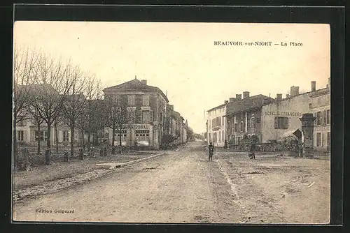 AK Beauvoir-sur-Niort, La Place