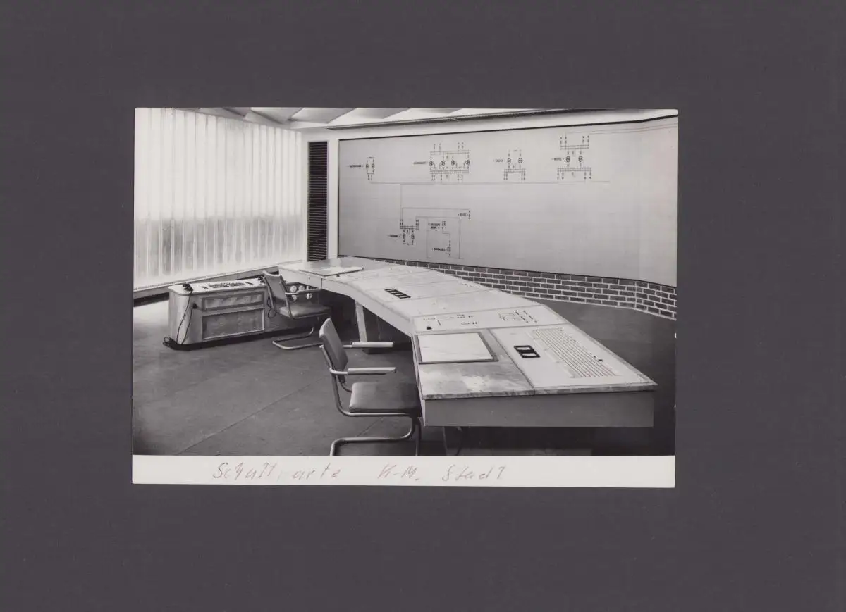 2 Fotoalben 60 Fotografien EBEHAKO GmbH, Ansicht Zwickau, Umspannwerk, Schaltanlage, Elektrotechnik DDR 4