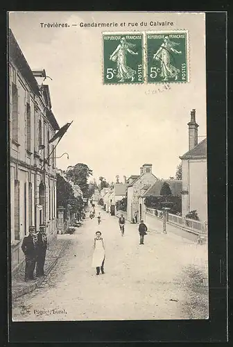 AK Trévières, Gendarmerie et rue du Calvaire