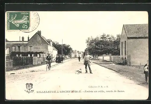 AK Villeneuve-L`Archeveque, Entrée en ville, route de Sens