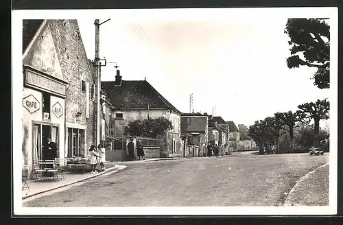 AK Vincelotte, L`Hôtel, Les Tilleuls et les Quais