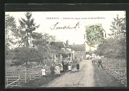 AK Perreux, Entrée du pays, Route de Saint-Martin