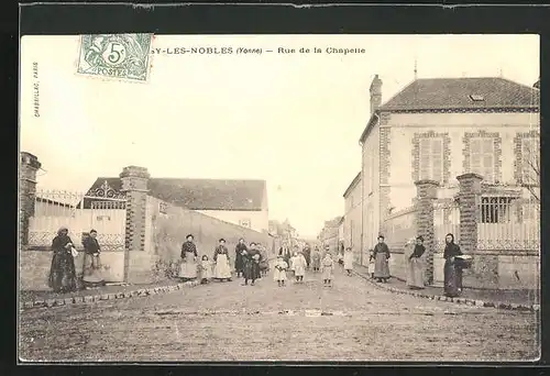 AK Gisy-les-Nobles, Rue de la Chapelle, Strassenpartie