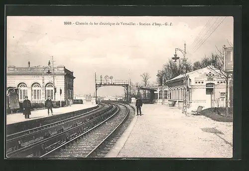 AK Issy, Chemin de fer éléctrique de Versaille, Station d`Issy, Bahnhof