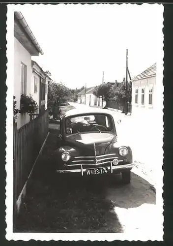 Fotografie Auto Renault 4CV, PKW mit Kfz-Kennzeichen Wien