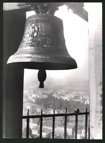 Fotografie Löhrich, Gröbenzell, Ansicht Naumburg, Osterglocke über der Stadt