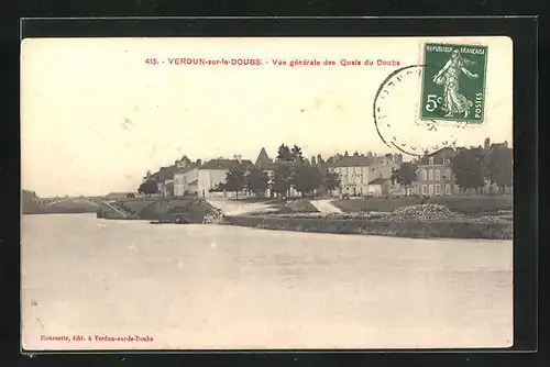 AK Verdun-sur-le-Doubs, Vue générale des Quais du Doubs