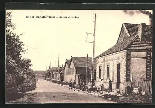 AK Domats, Avenue de la Gare