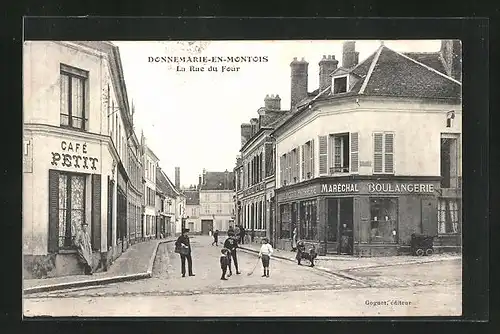 AK Donnemarie-en-Montois, La Rue du Four