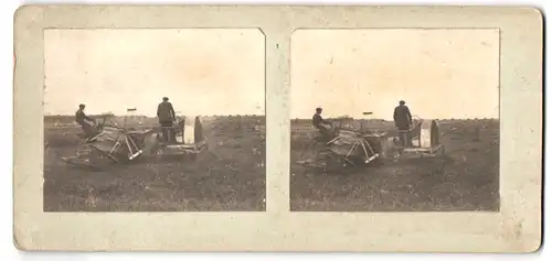 Stereo-Fotografie Traktor - Ackerschlepper mit Anbau zum Mähen