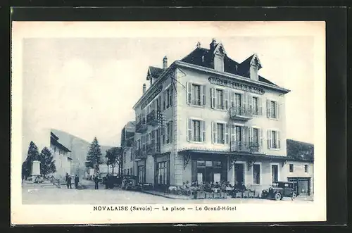 AK Novalaise, la Place, le Grand-Hotel