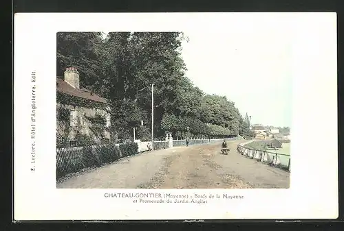 AK Chateau-Gontier, Bords de la Mayenne et Promenade du Jardin Anglais