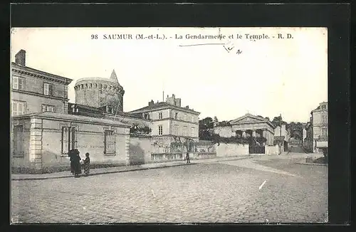 AK Saumur, La Gendarmerie et le Temple
