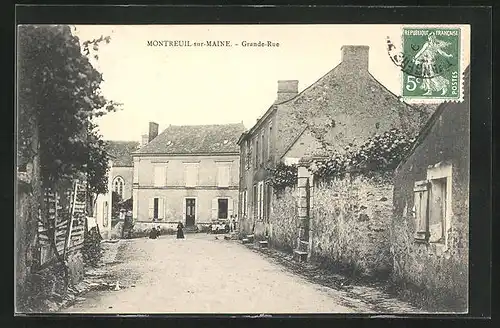 AK Montreuil-sur-Maine, Grande-Rue