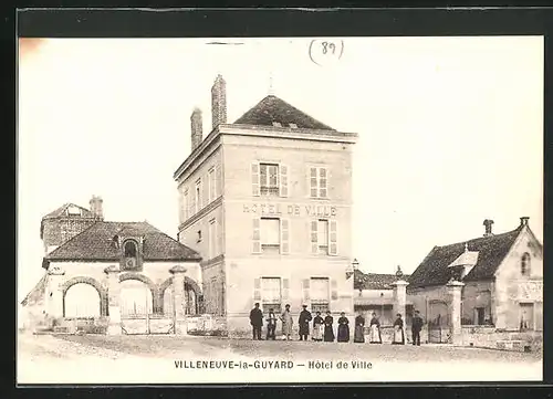 AK Villeneuve-la-Guyard, Hotel de Ville