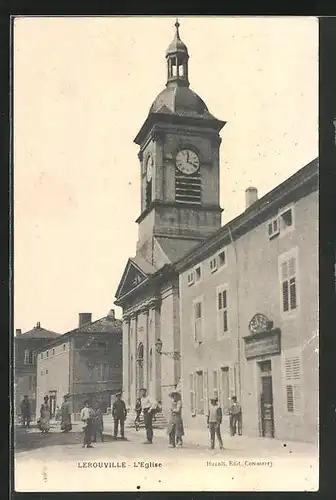 AK Lerouville, L`Eglise, Passanten auf der Strasse