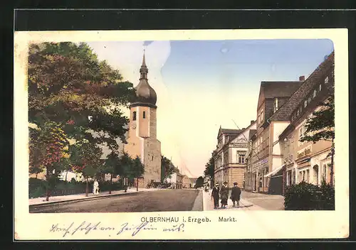 AK Olbernhau i. Erzgeb., Markt mit Geschäften und Kirche