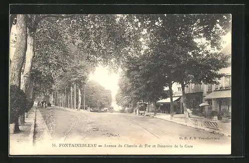 AK Fontainebleau, Avenue du chemin de Fer et Descente de la Gare