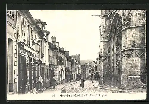 AK Meret-sur-Loing, La Rue de l`Église