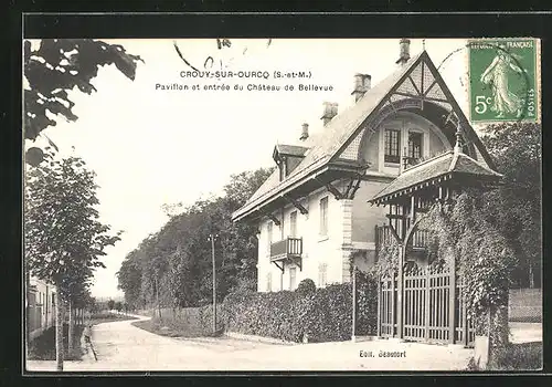 AK Crouy-sur-Ourco, Pavillon et entree du Chateau de Bellevue